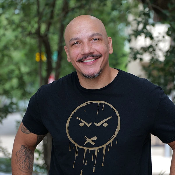 Luis J Gomez