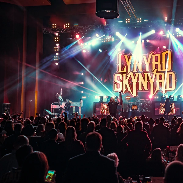 Lynryd Skynyrd Live
